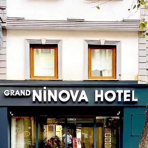 Hotel Nova, Istanboel