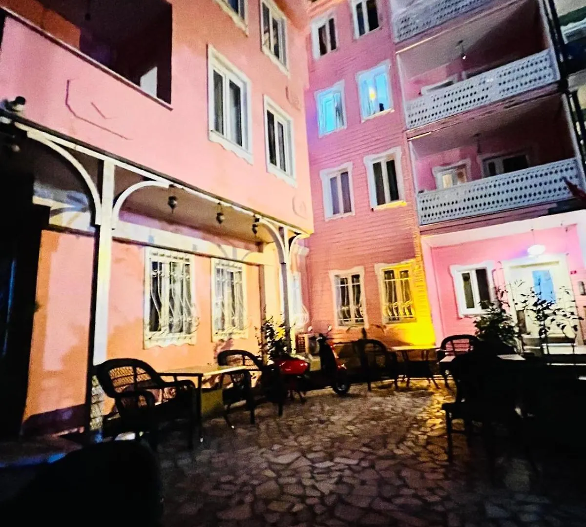 Pembe Koesk Old City Center Istanbul Türkei